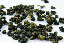 解密台湾乌龙茶（从历史、品种、制作到保质，全面探究乌龙茶的奥秘）